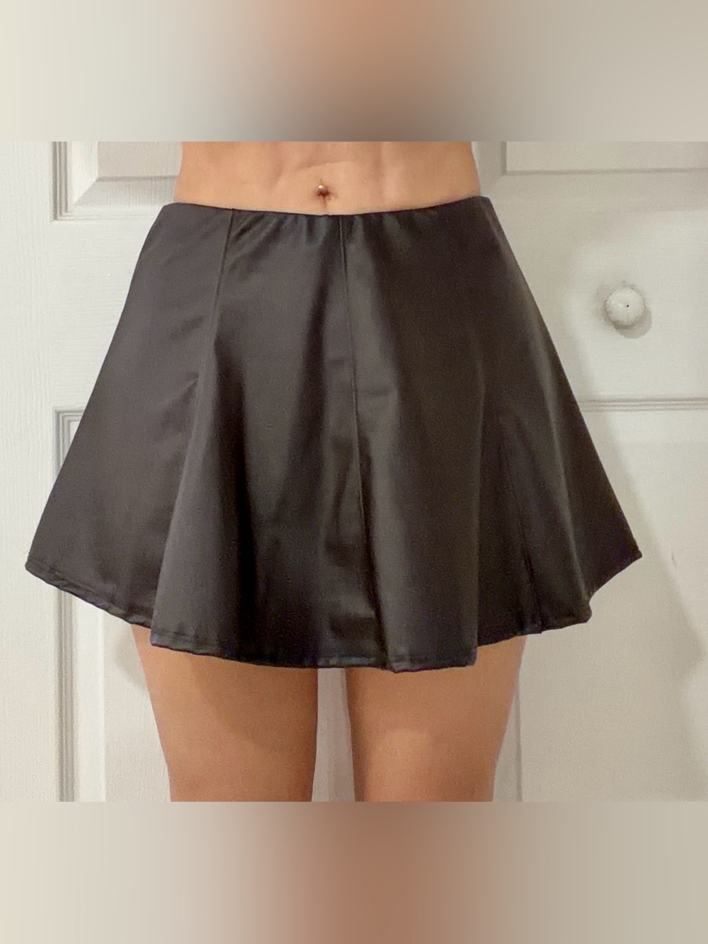 Q Black Faux Leather Skort Size M NWT
